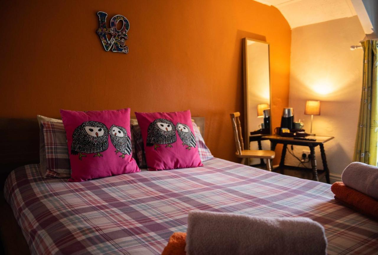Manorbier Castle Inn Sunset Room Экстерьер фото