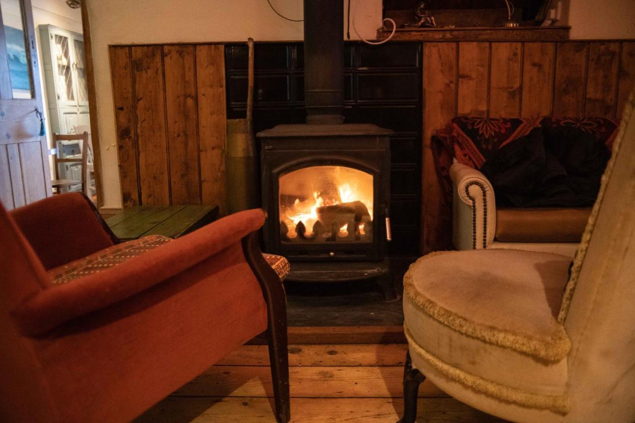 Manorbier Castle Inn Sunset Room Экстерьер фото